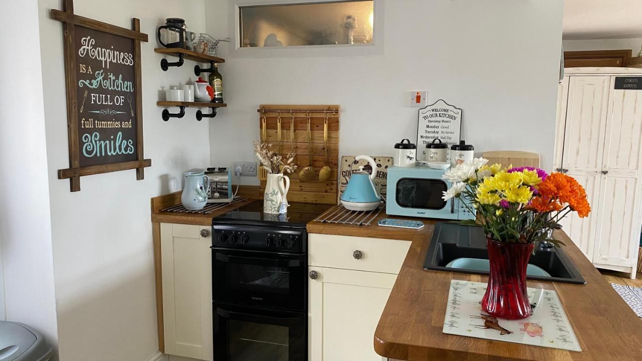 Wheelhouse - Grinkle Bell Cottage Saltburn-by-the-Sea Exterior photo