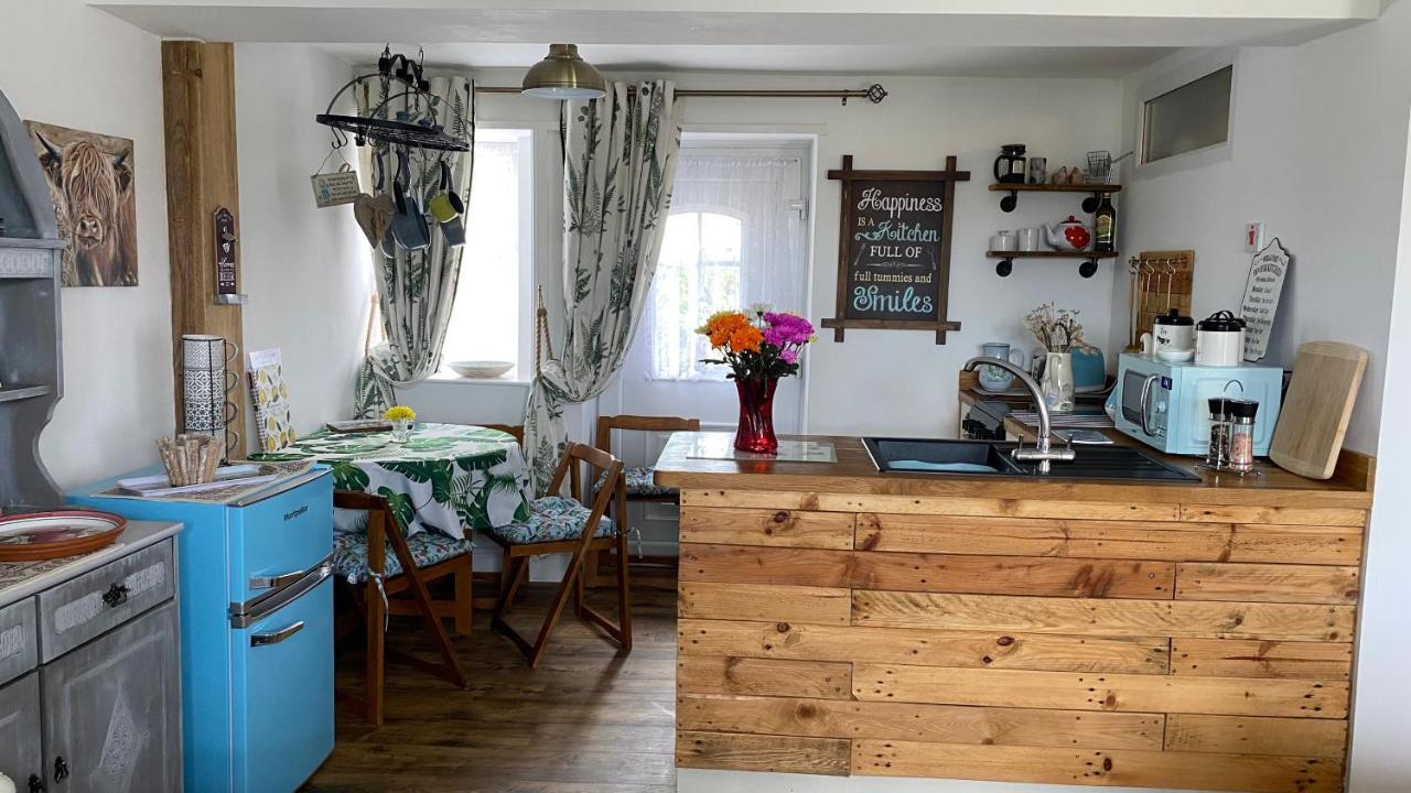 Wheelhouse - Grinkle Bell Cottage Saltburn-by-the-Sea Exterior photo